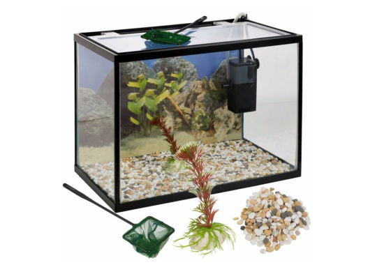 Liquid fertilizer system for under water plants